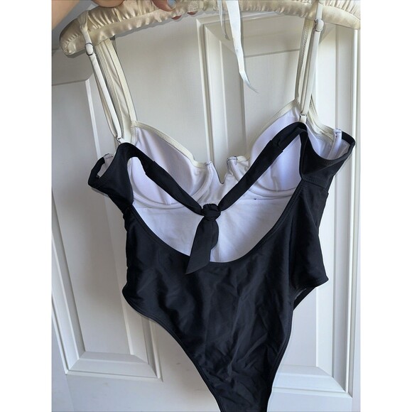 Chic Two-Tone Black and White Bodysuit with Underwire Support Sku1 - Picture 3 of 7